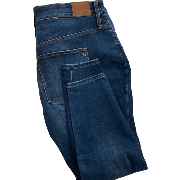 MADEWELL Petite Curvy High Rise Skinny Jeans in Danny Wash J7686 - Picture 6 of 10